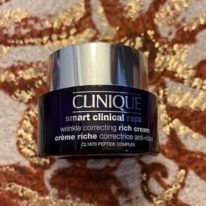 Clinique smart clinical repair
